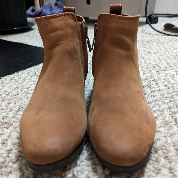 Blondo Brown Waterproof Booties - Picture 12 of 14